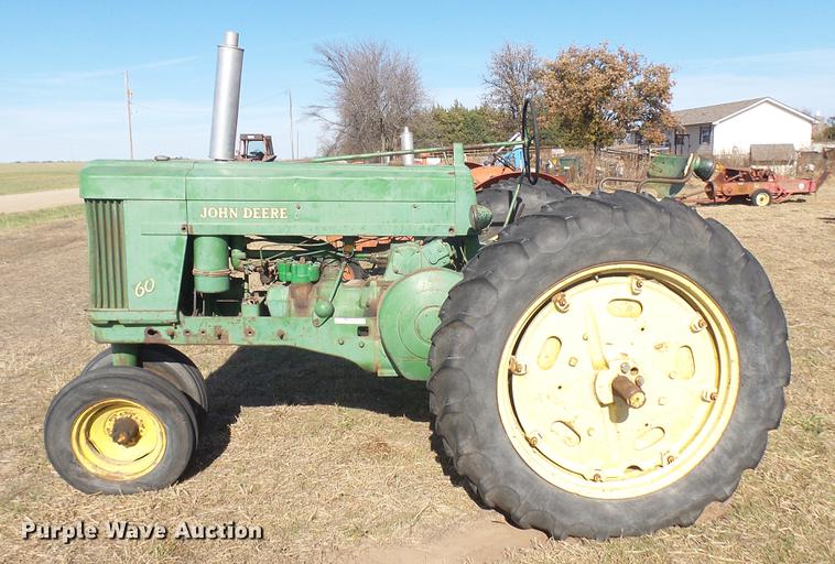 image for item ED9178 John Deere 60 tractor