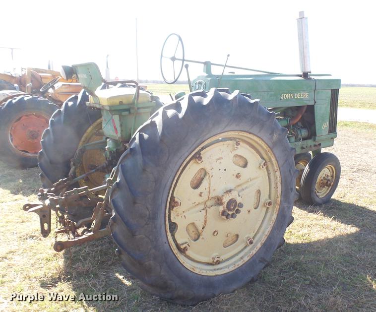 image for item ED9178 John Deere 60 tractor