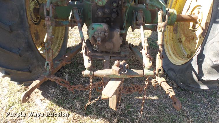 image for item ED9178 John Deere 60 tractor