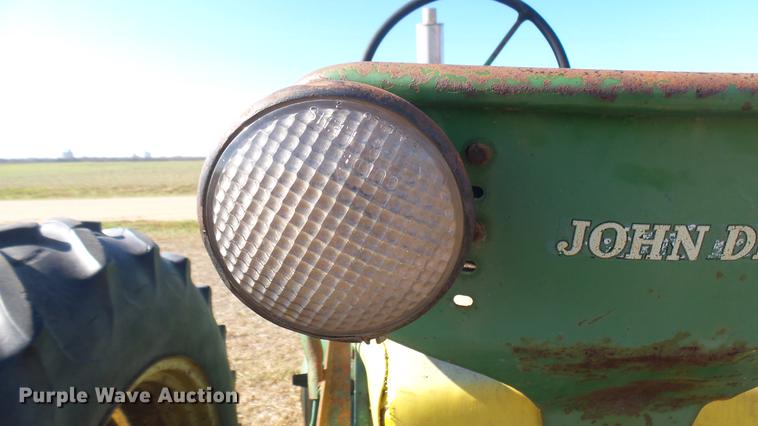 image for item ED9178 John Deere 60 tractor