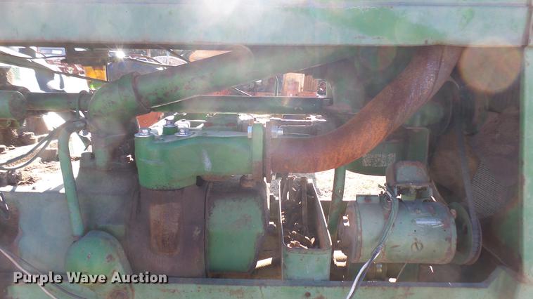 image for item ED9178 John Deere 60 tractor