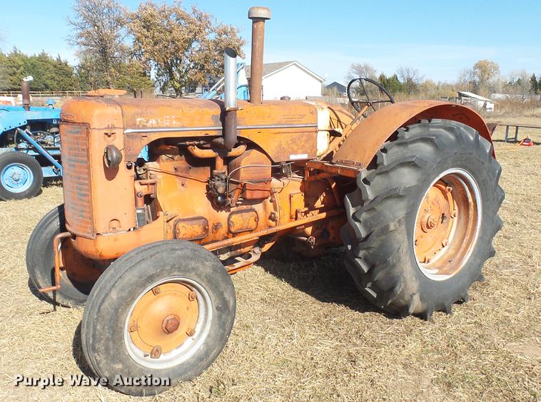 image for item ED9180 Case LA tractor