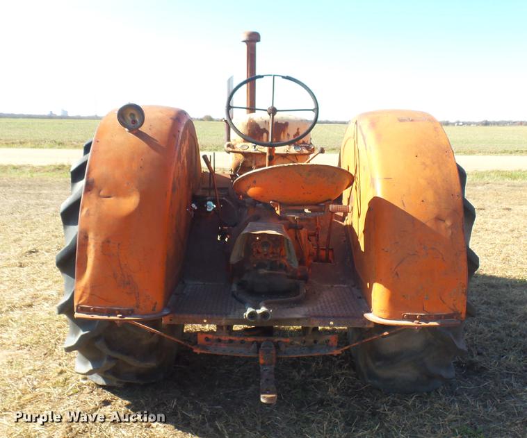 image for item ED9180 Case LA tractor