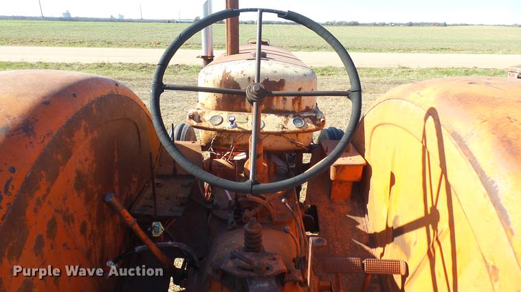 image for item ED9180 Case LA tractor