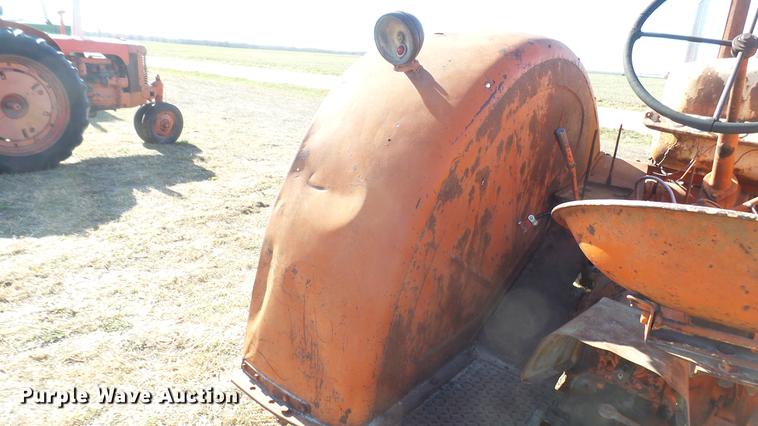 image for item ED9180 Case LA tractor