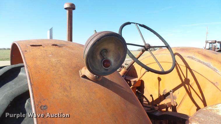 image for item ED9180 Case LA tractor