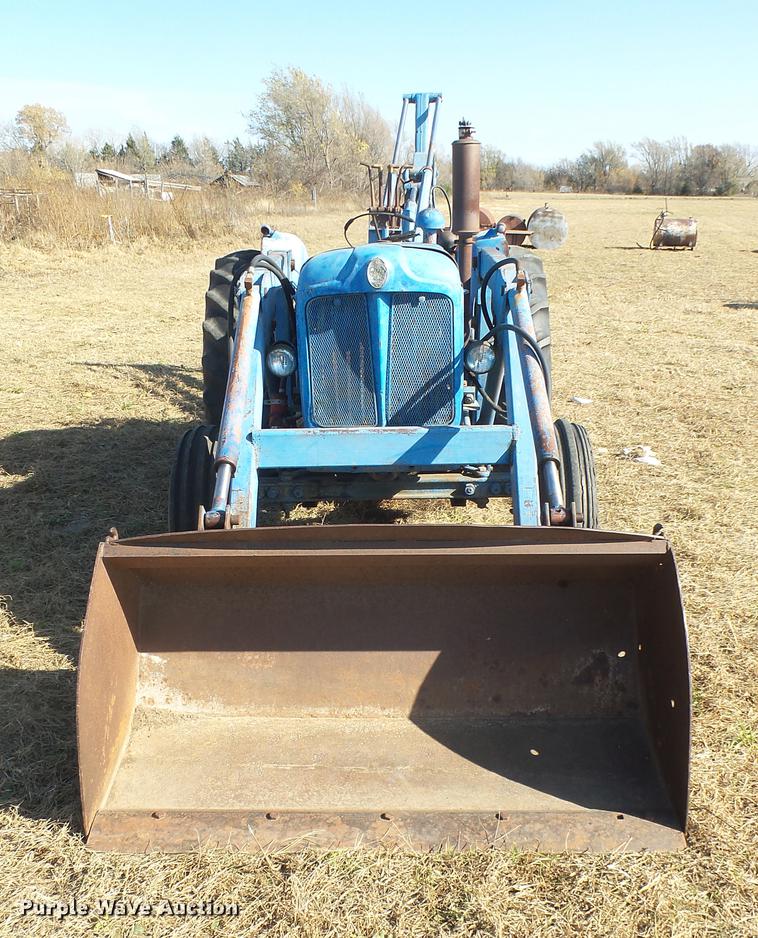 image for item ED9181 Fordson Major backhoe