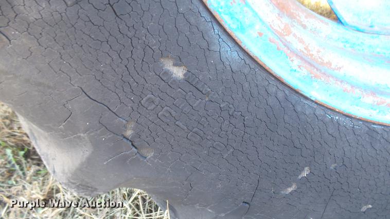 image for item ED9181 Fordson Major backhoe