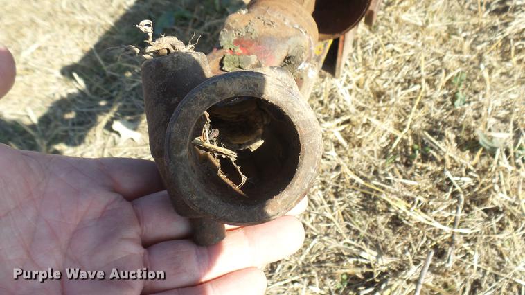 image for item ED9182 International 46 square baler