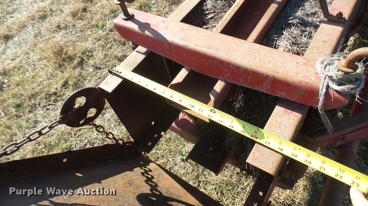 image for item ED9182 International 46 square baler