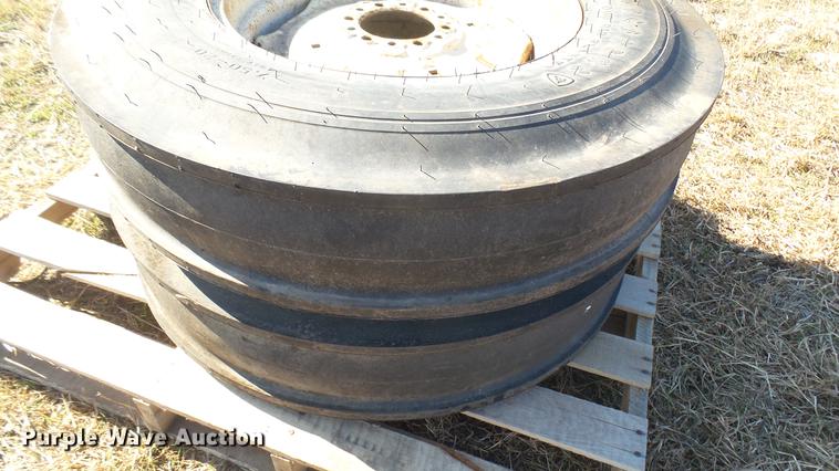 image for item ED9185 (2) Firestone 7.50-20 tires