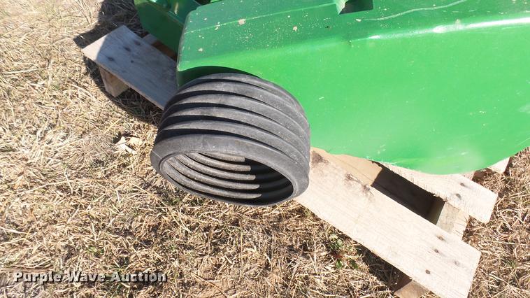 image for item ED9187 John Deere header parts
