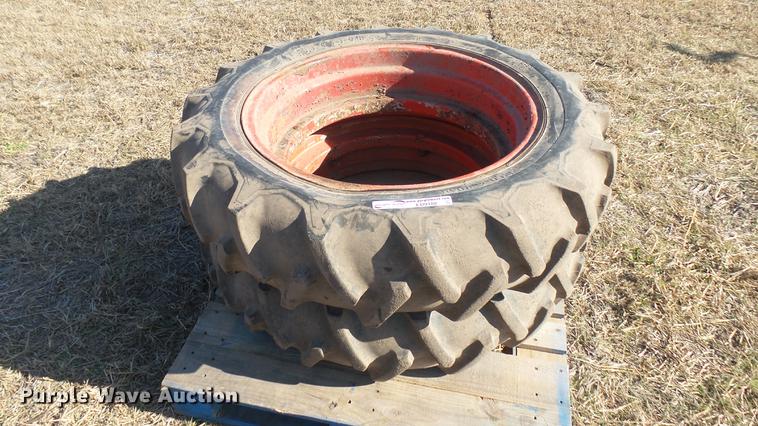 image for item ED9188 (2) 11.2-28 tires