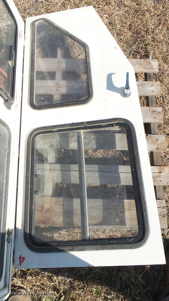 image for item ED9194 International 1066 tractor parts