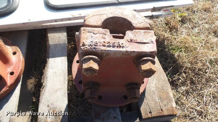 image for item ED9194 International 1066 tractor parts