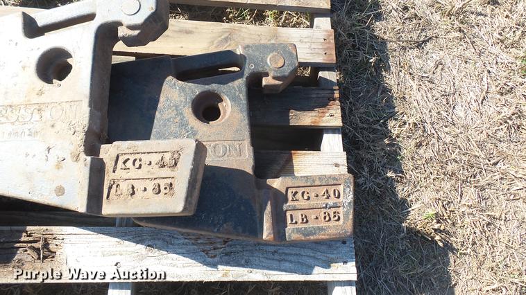 image for item ED9196 (3) Hesston suitcase weights