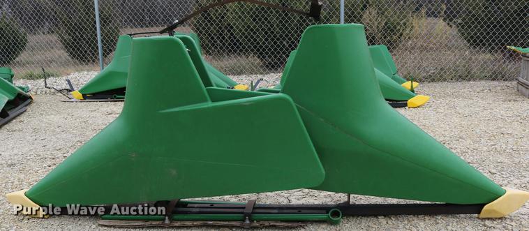 image for item EE9861 John Deere snout set