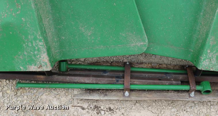 image for item EE9861 John Deere snout set