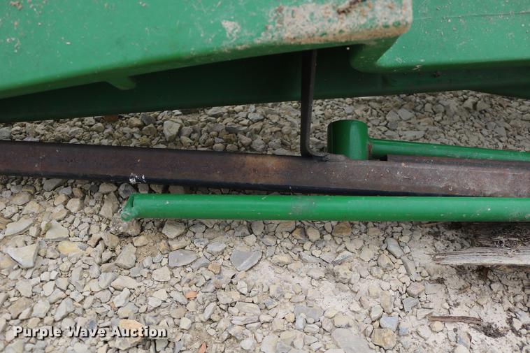 image for item EE9861 John Deere snout set