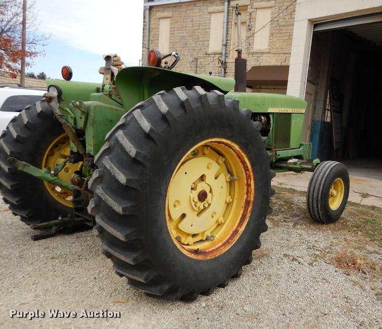 image for item J5649 1972 John Deere 4020 tractor