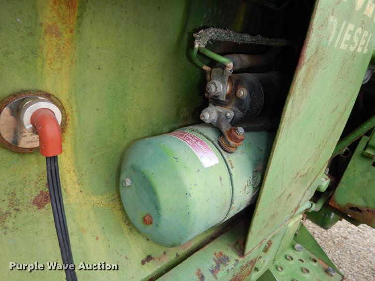 image for item J5649 1972 John Deere 4020 tractor