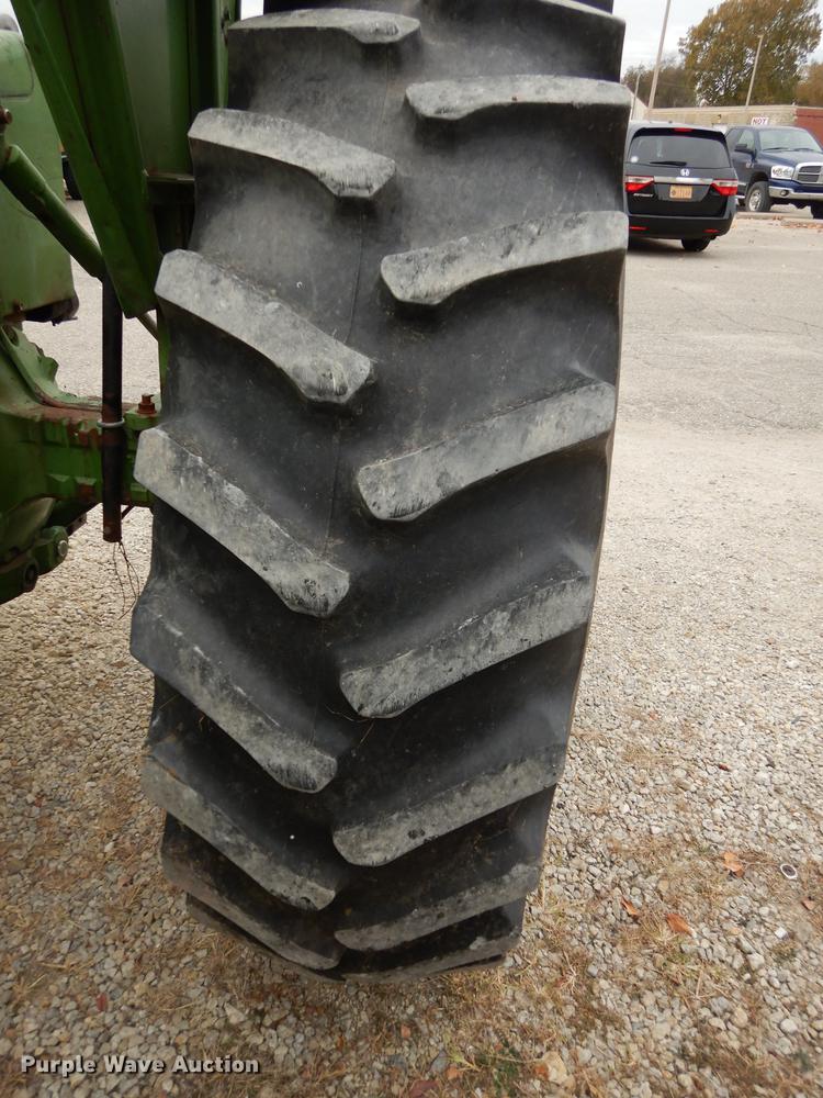 image for item J5649 1972 John Deere 4020 tractor