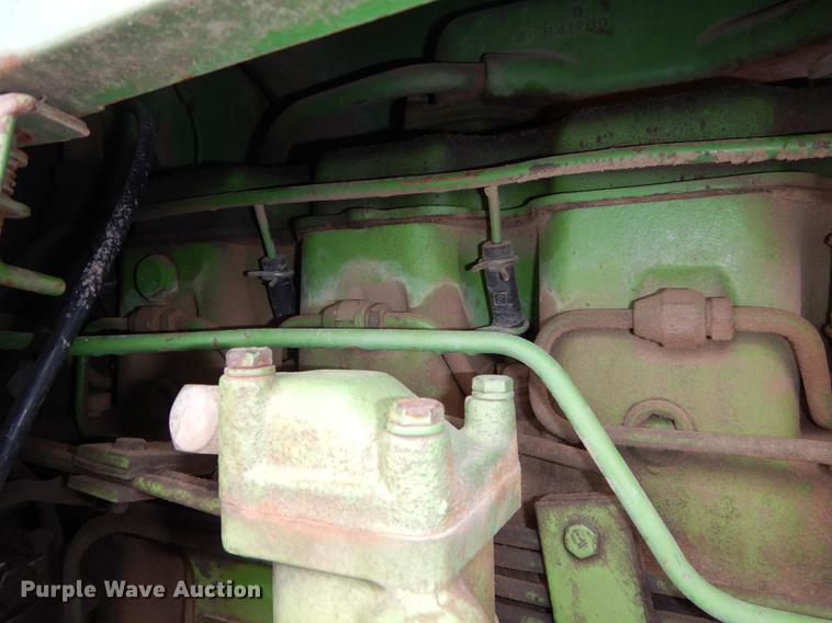 image for item J5649 1972 John Deere 4020 tractor