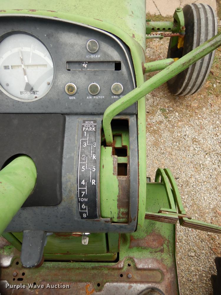 image for item J5649 1972 John Deere 4020 tractor