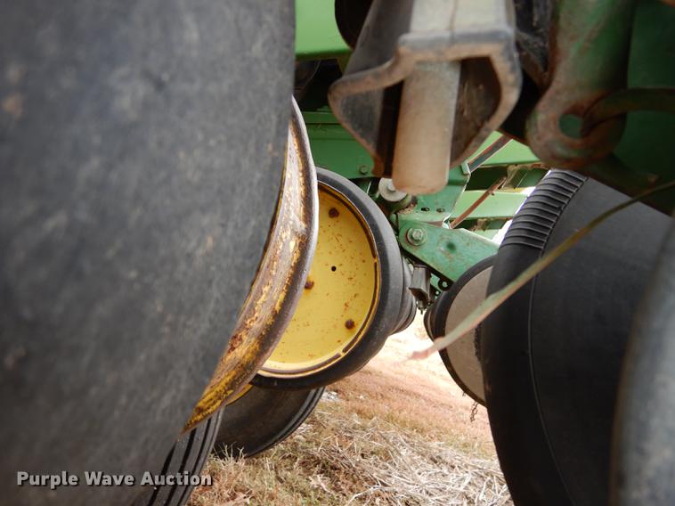 image for item J5650 John Deere P7000 planter
