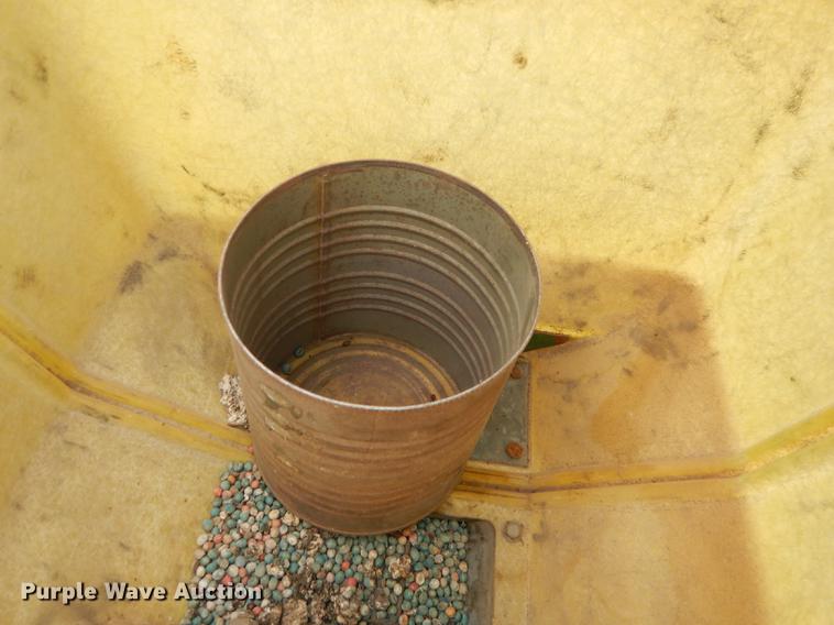 image for item J5650 John Deere P7000 planter