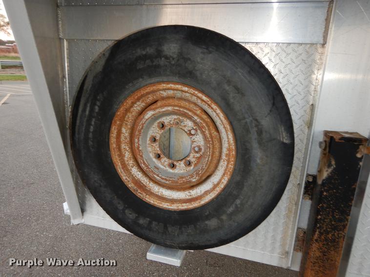 image for item K5751 2008 Travalong livestock trailer