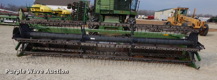 image for item K5753 John Deere 218 platform head