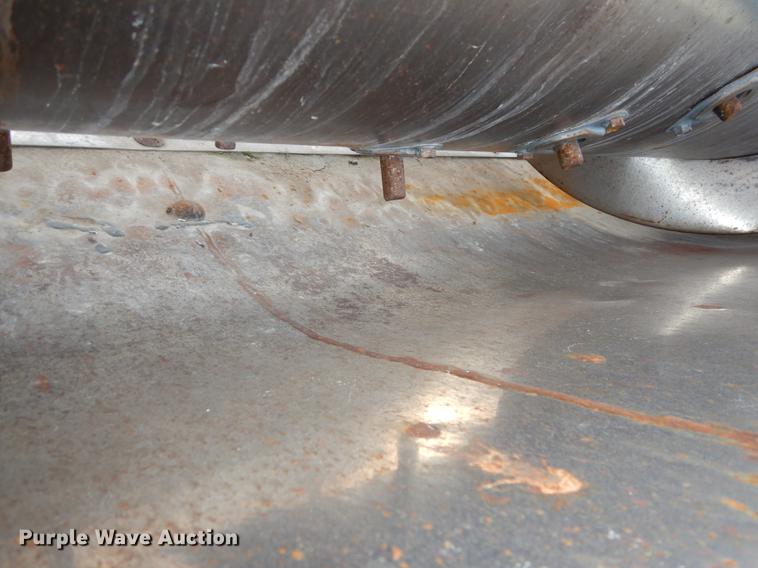 image for item K5753 John Deere 218 platform head