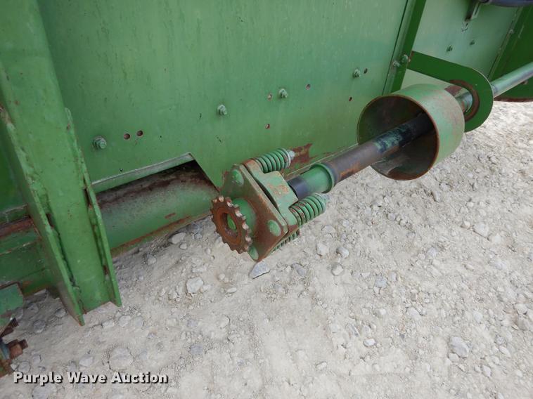 image for item K5753 John Deere 218 platform head