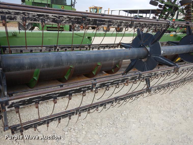 image for item K5753 John Deere 218 platform head