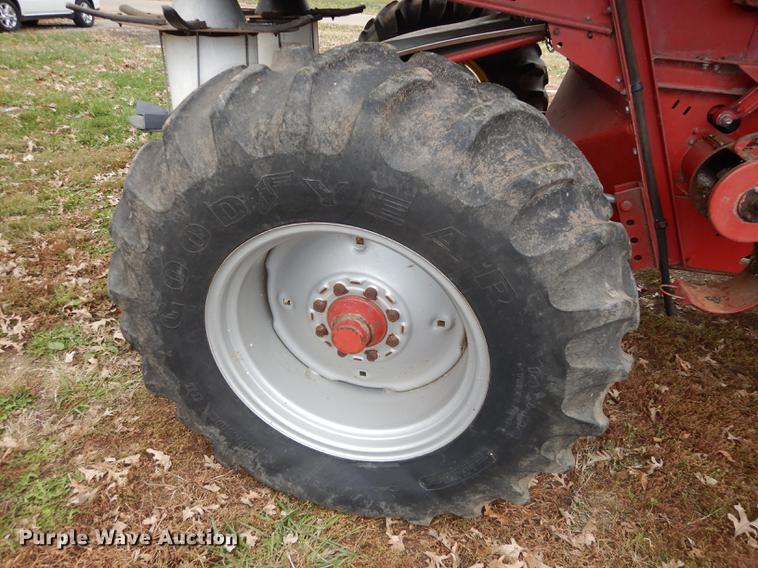 image for item K5778 1985 Case IH 1470 Axial Flow combine