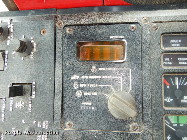 image for item K5778 1985 Case IH 1470 Axial Flow combine