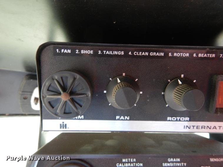 image for item K5778 1985 Case IH 1470 Axial Flow combine