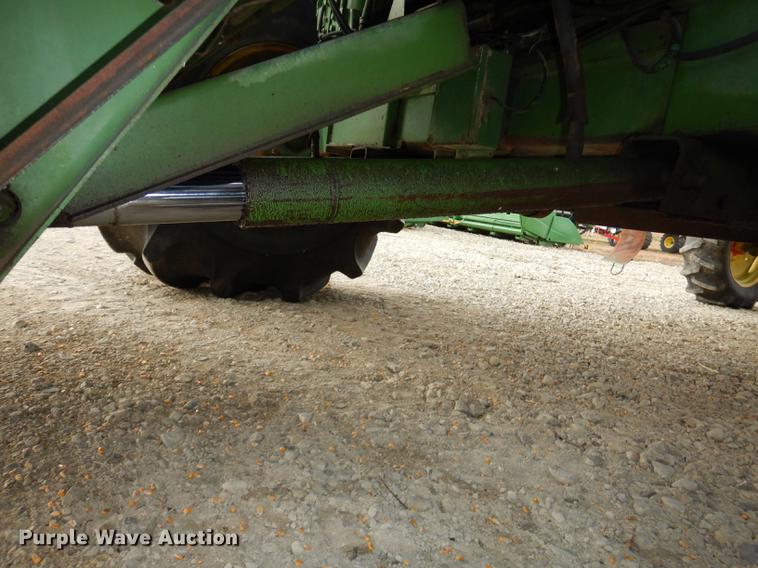 image for item K5784 1981 John Deere 6620 Side Hill combine