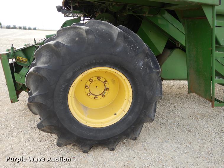 image for item K5784 1981 John Deere 6620 Side Hill combine
