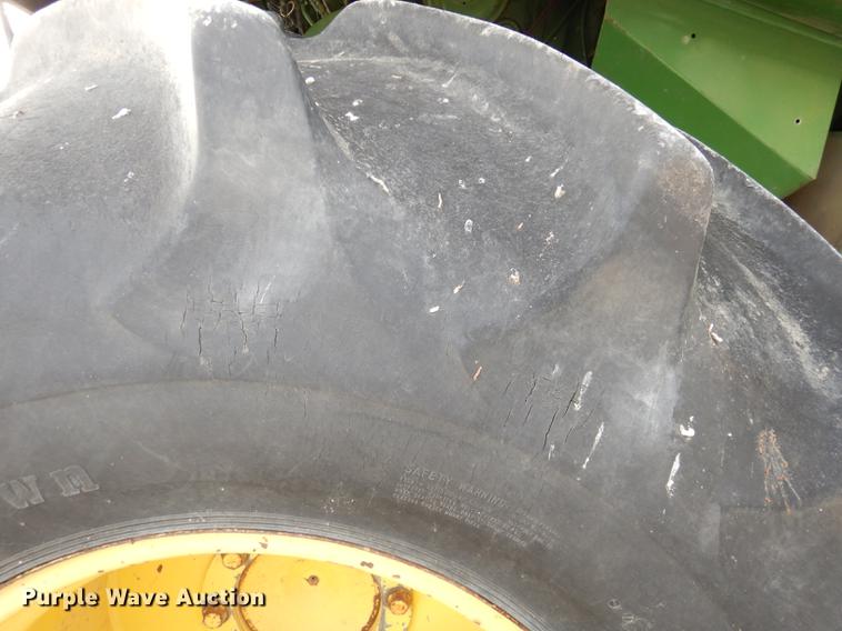 image for item K5784 1981 John Deere 6620 Side Hill combine