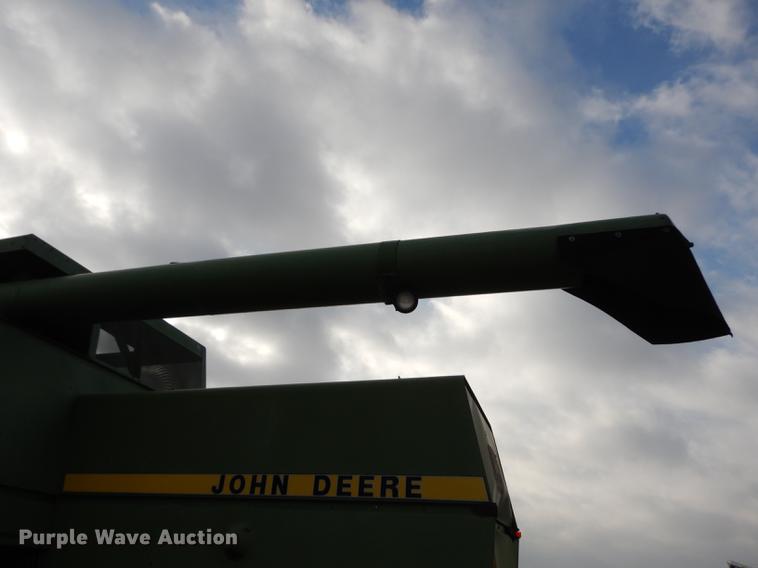 image for item K5784 1981 John Deere 6620 Side Hill combine