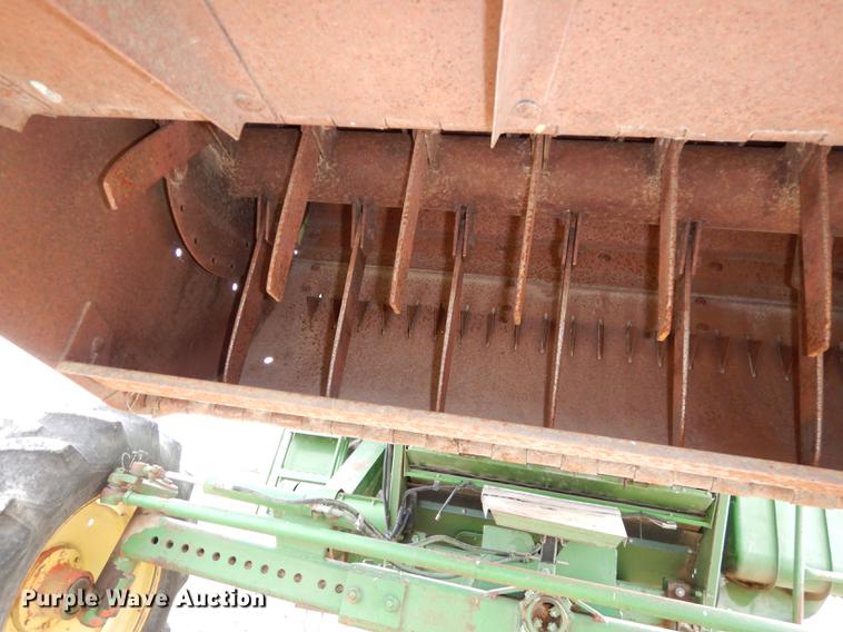 image for item K5784 1981 John Deere 6620 Side Hill combine