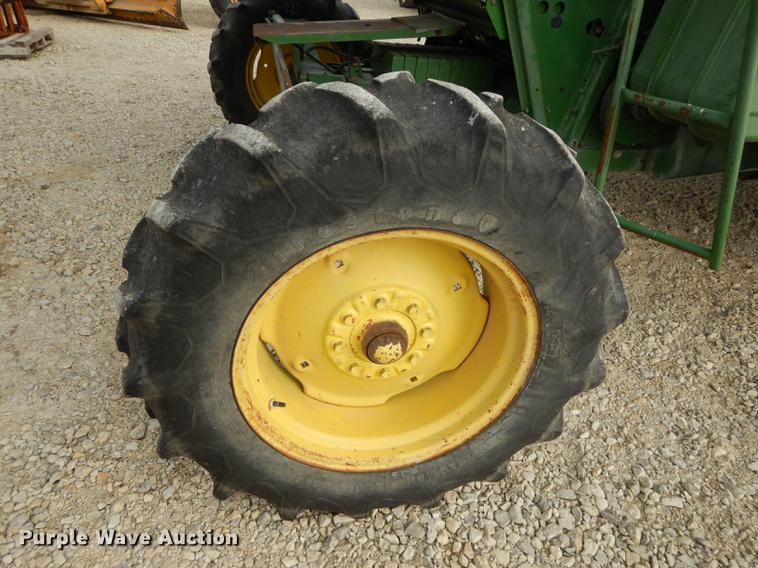 image for item K5784 1981 John Deere 6620 Side Hill combine
