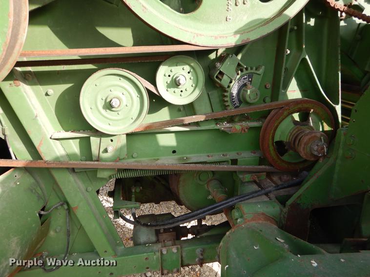 image for item K5784 1981 John Deere 6620 Side Hill combine