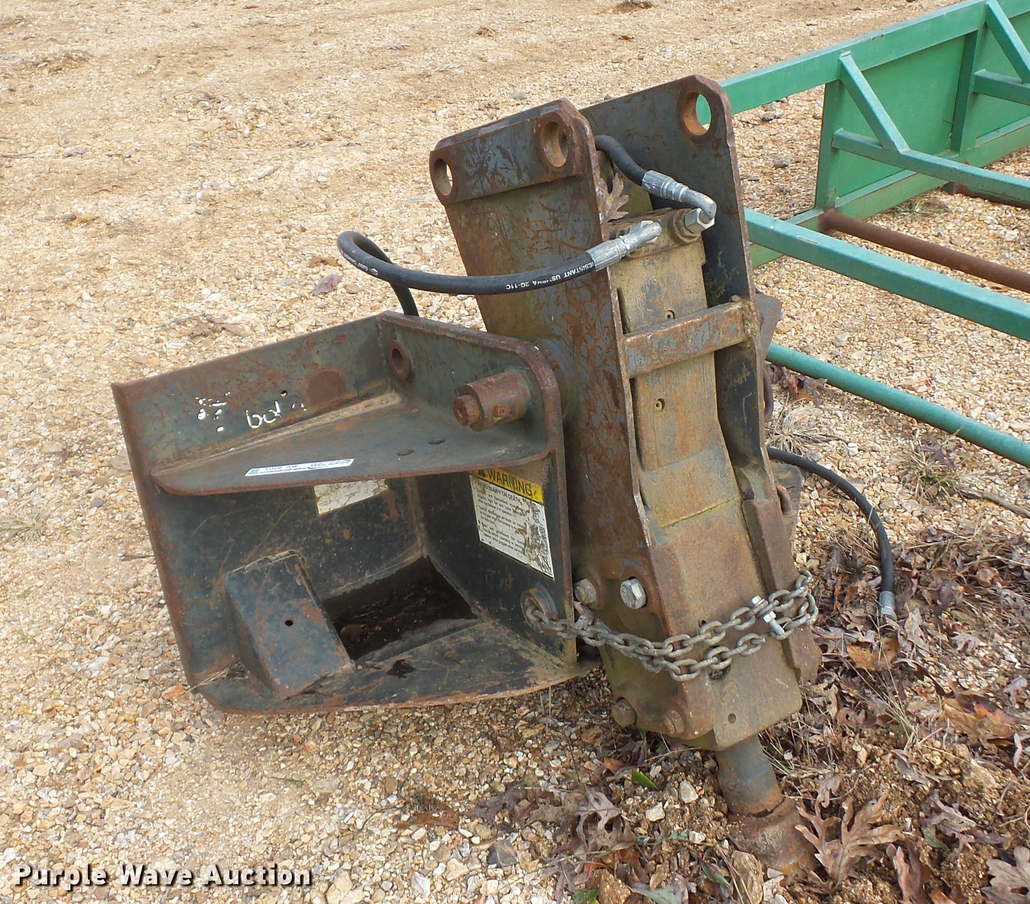 Bobcat post driver in Gravois Mills, MO Item BV9201 sold Purple Wave