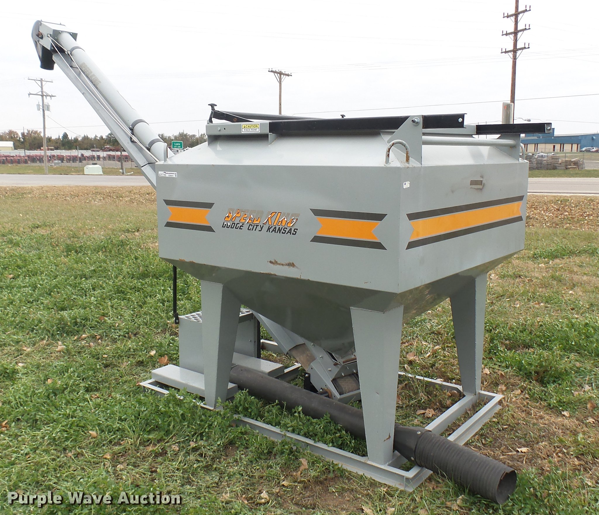 CrustBuster 65BU seed tender in Lyons, KS Item ED9072 sold Purple Wave