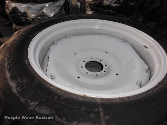 image for item G1920 (4) Galaxy 16.9/34 rear tire assemblies