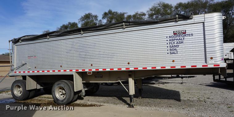 image for item DA1329 2016 Ravens Kruz RFA-30-DW-AF end dump trailer