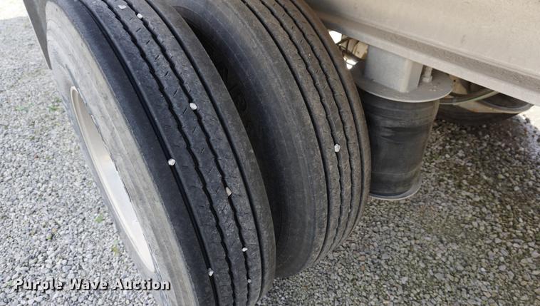 image for item DA1329 2016 Ravens Kruz RFA-30-DW-AF end dump trailer